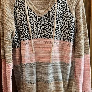 Multicolor Knit Women's Sweater. Pullover with hood. Great condition. M/L